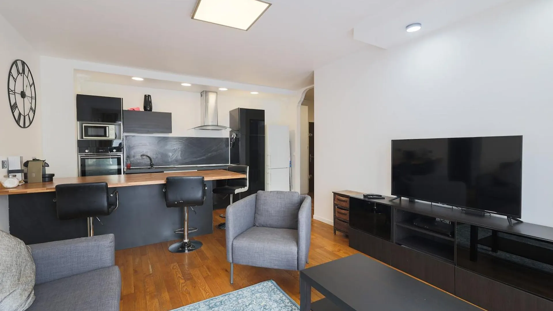 Apartment 2 Rooms Eiffel Tower 파리